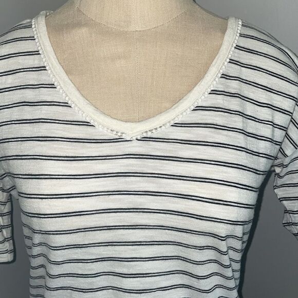 Talbots V Neck Short Sleeve Striped Tee Size XS Petite - Picture 2 of 9